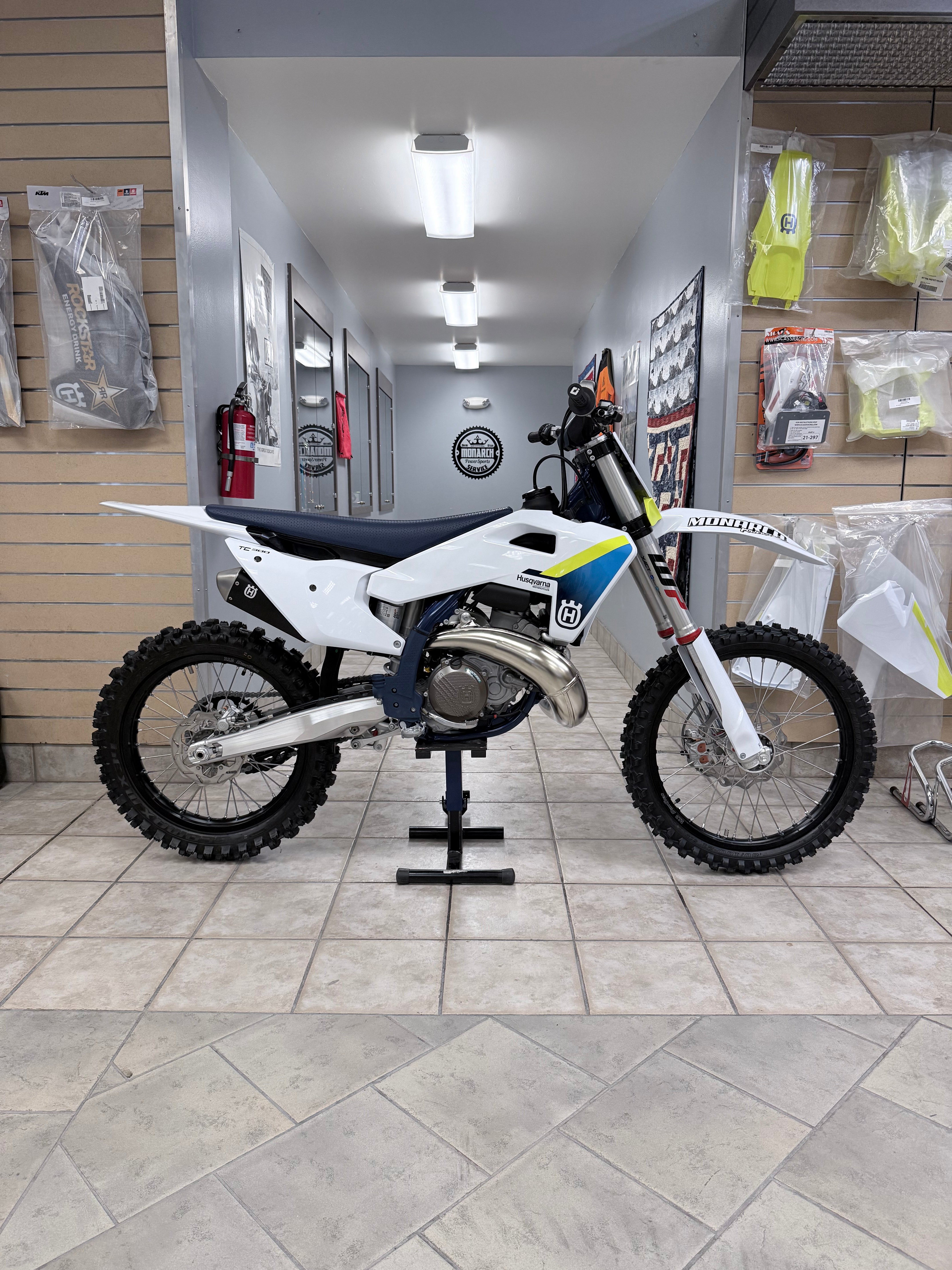 2025 HUSQVARNA TC 300 – monarchpowersports.com
